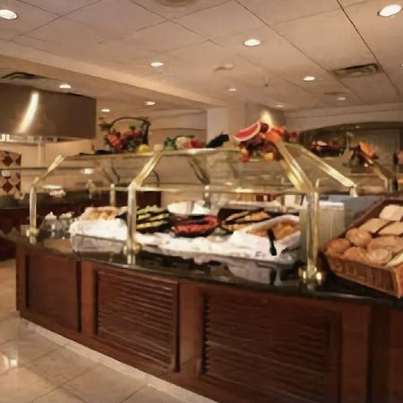 Hotel 31 Houston Near The Galleria Bagian luar foto