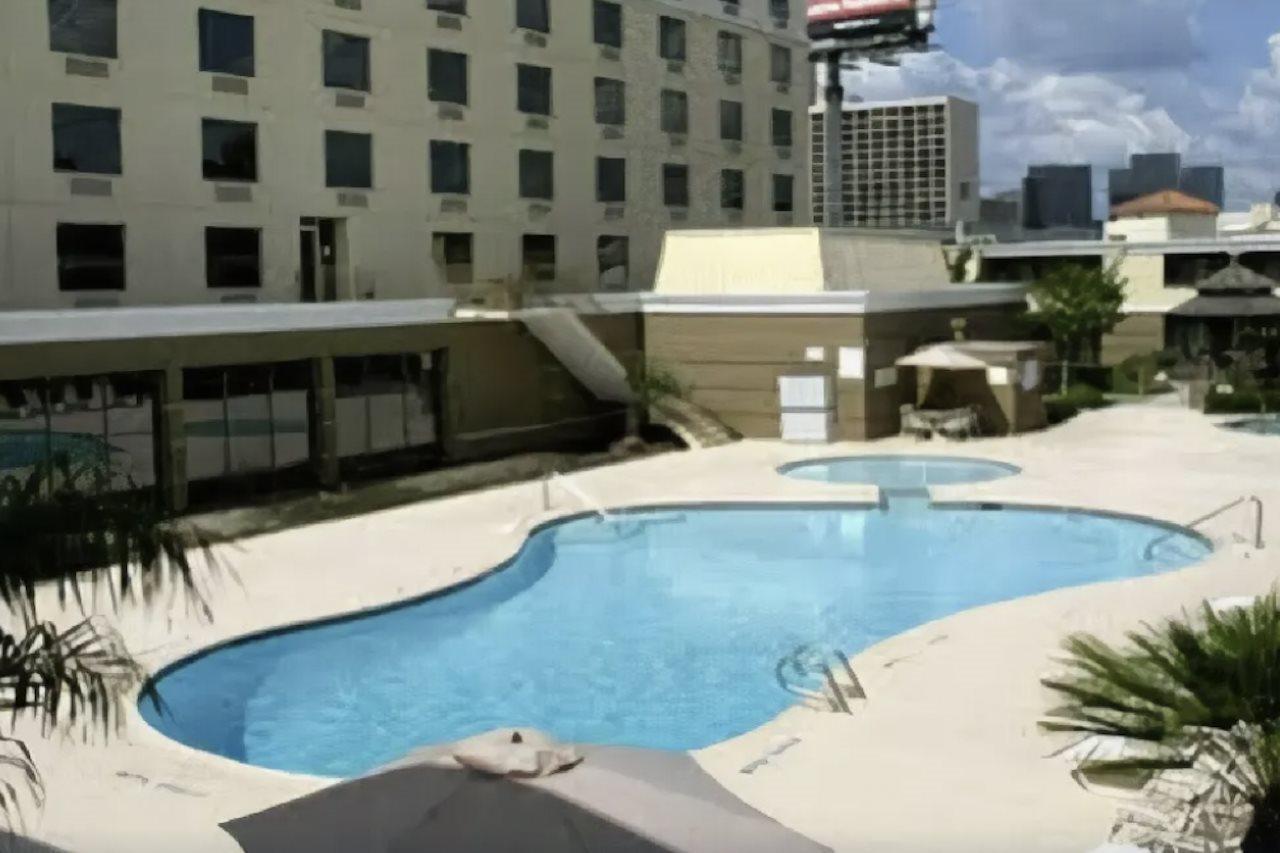 Hotel 31 Houston Near The Galleria Bagian luar foto