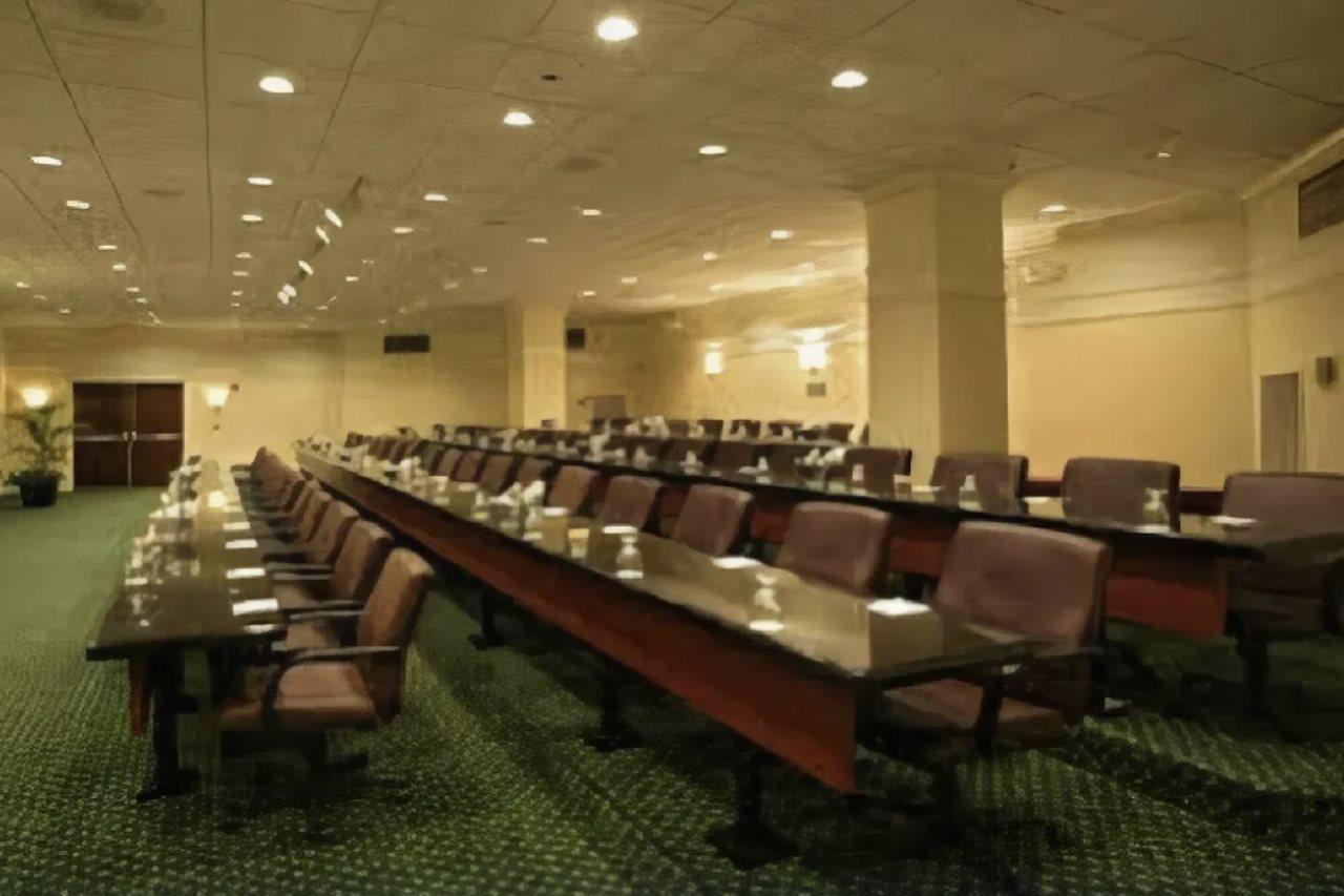 Hotel 31 Houston Near The Galleria Bagian luar foto